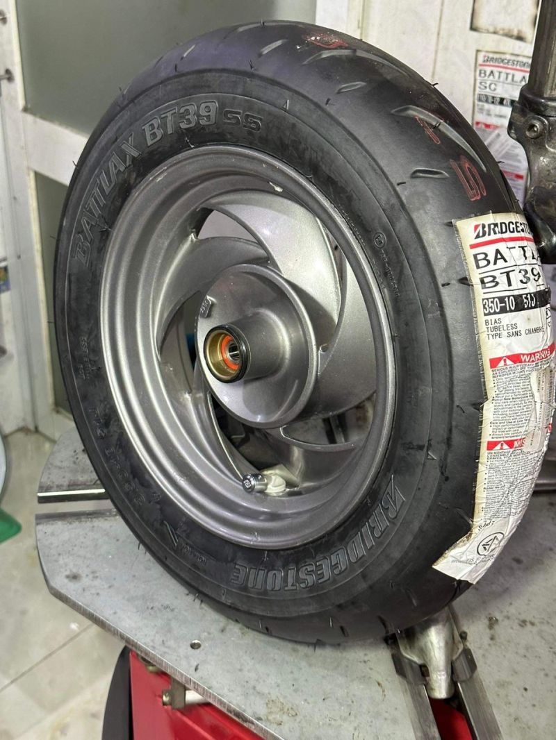 3.50-10 BATTLAX BT39
